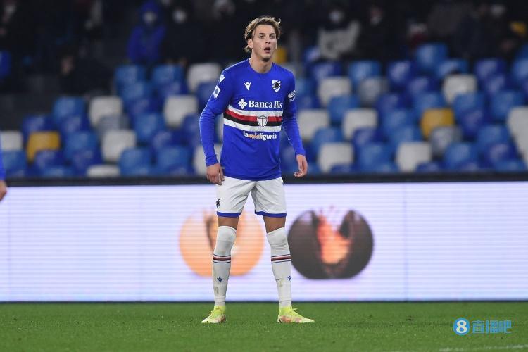 场上站位和 场上站位和