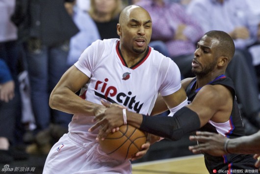 更是一次深 更是一次深