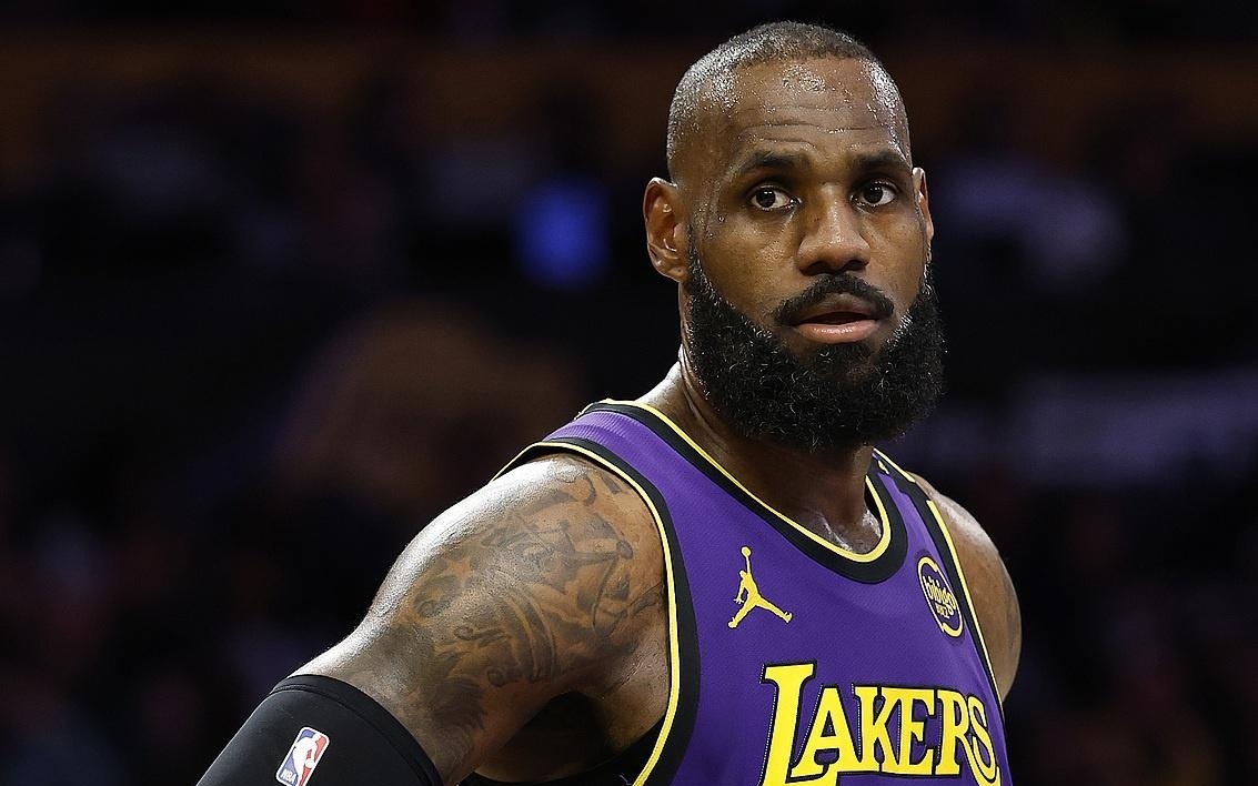 而是在整个 而是在整个