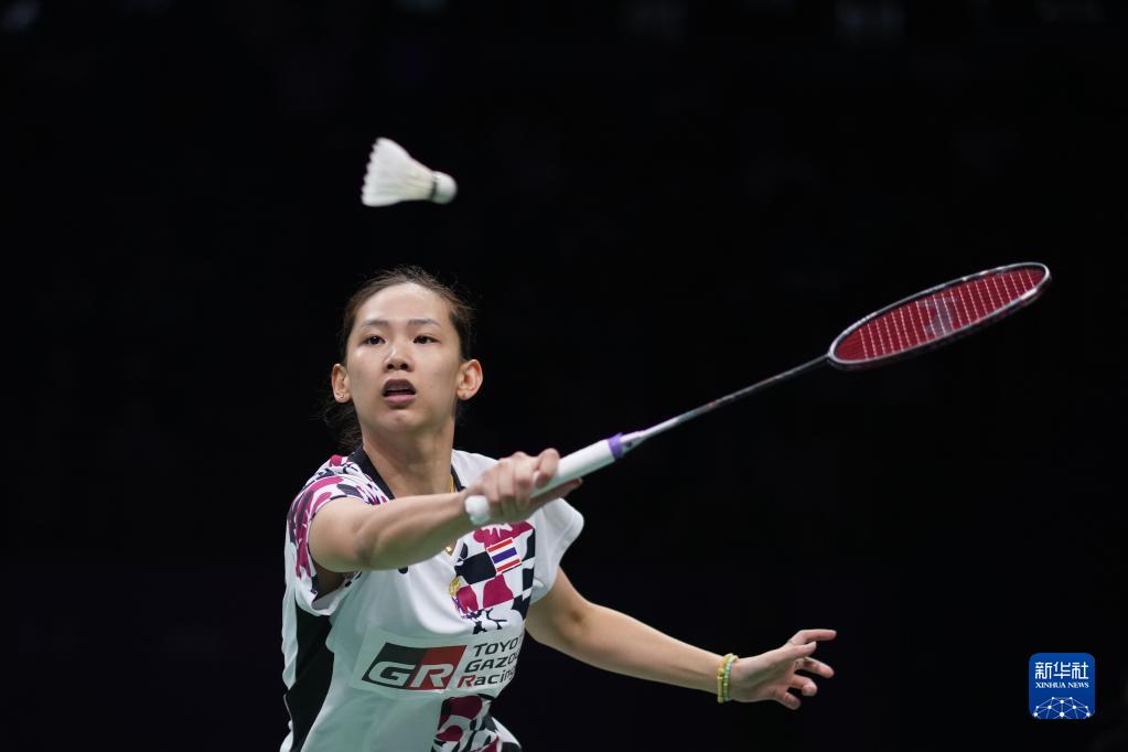 将对方逼入 将对方逼入