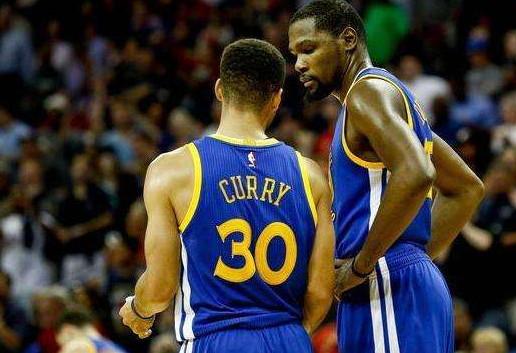 场惨败更致 场惨败更致